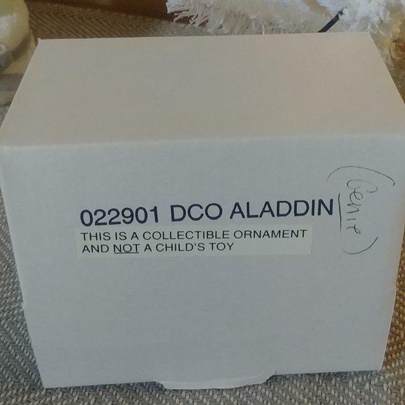 Grolier vintage Aladdin's Genie Christmas Ornament. - Picture 4 of 4